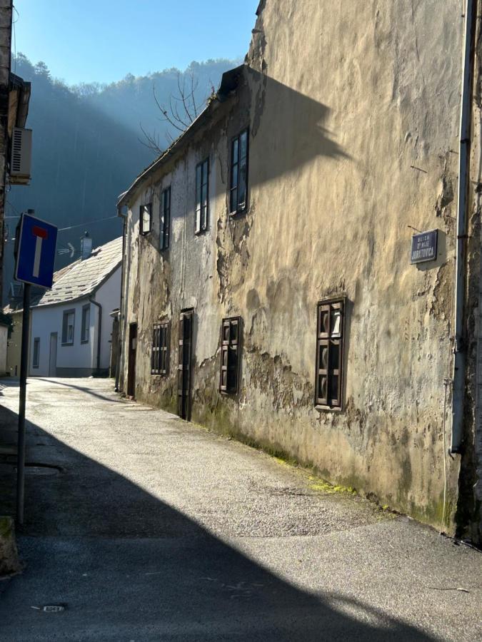 Apartmani "Stari Grad - Samobor" Экстерьер фото